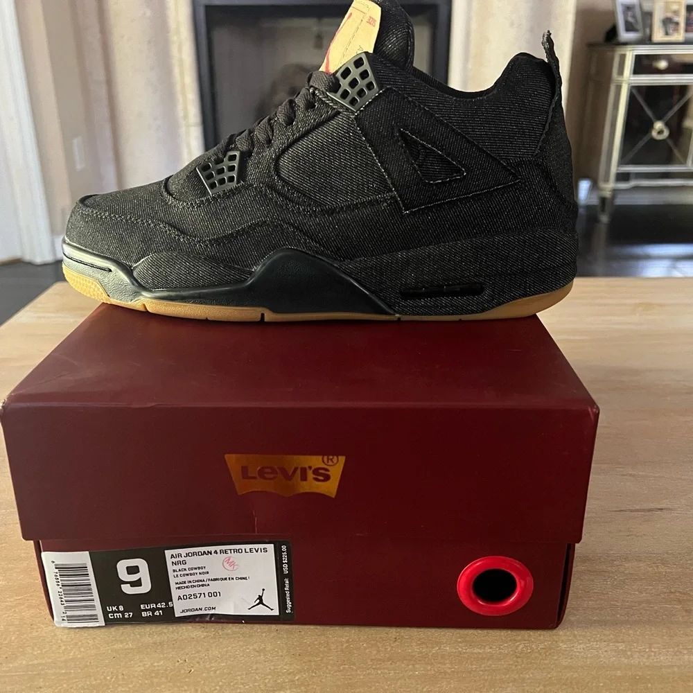 Air Jordan 4 Retro Levi’s - Picture 5 of 6